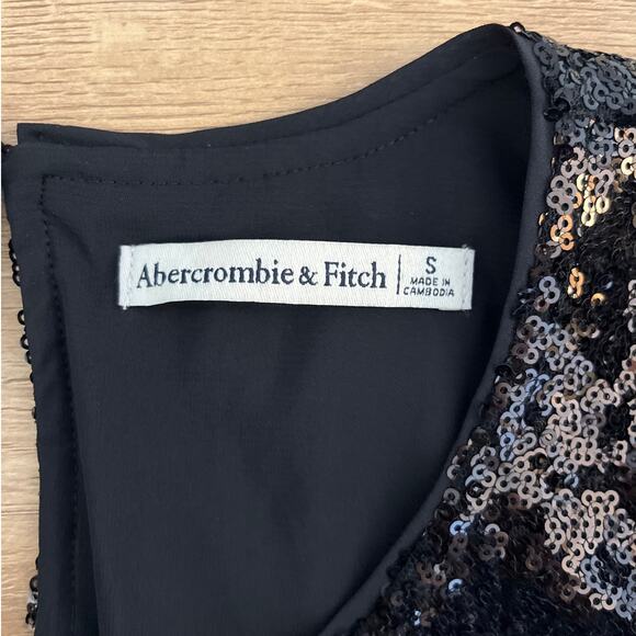 Abercrombie & Fitch Womens Black Full Sequin Puff Short Sleeve Blouse Size Small - Picture 4 of 8